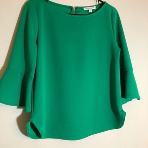 Green bell sleeve top